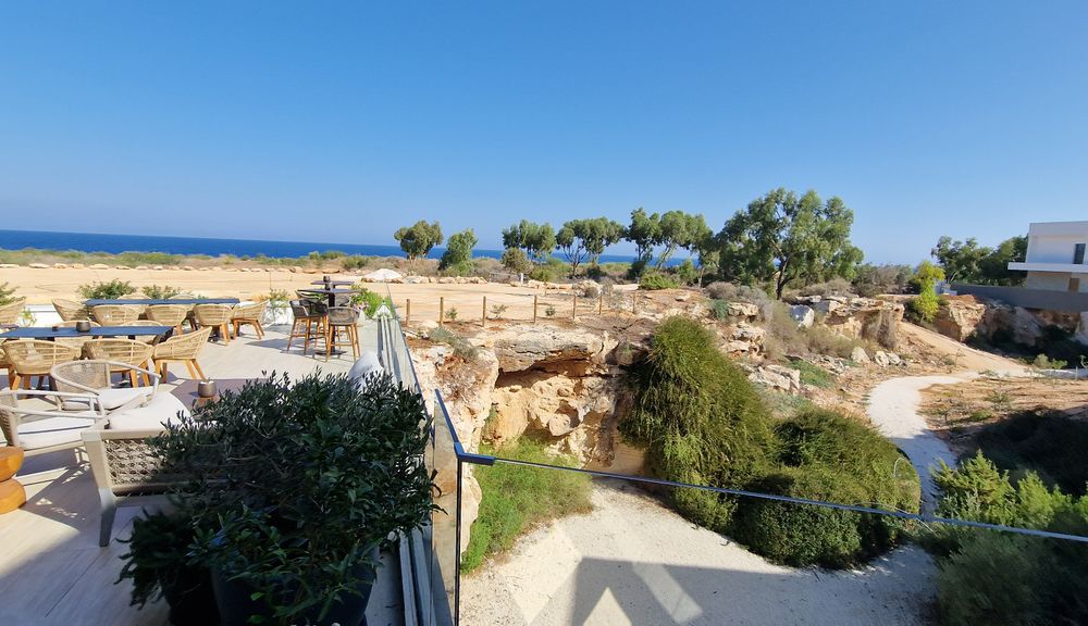 restauracja aoratus - paralimni